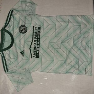 Official adidas Atlanta United 2022/2023 away jersey. Size M